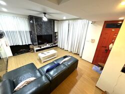 Changi South Avenue 1 (D16), Terrace #453703391